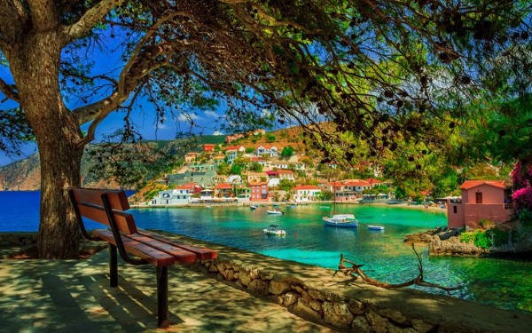Explore Assos